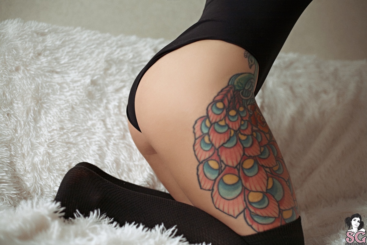 grenda-pinkmarshmallow-03.jpg