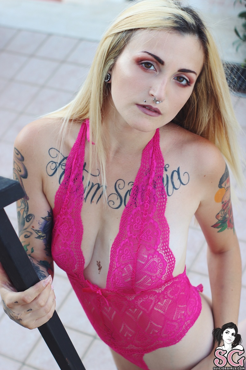 medusablonde-inyourneighborhood-13.jpg