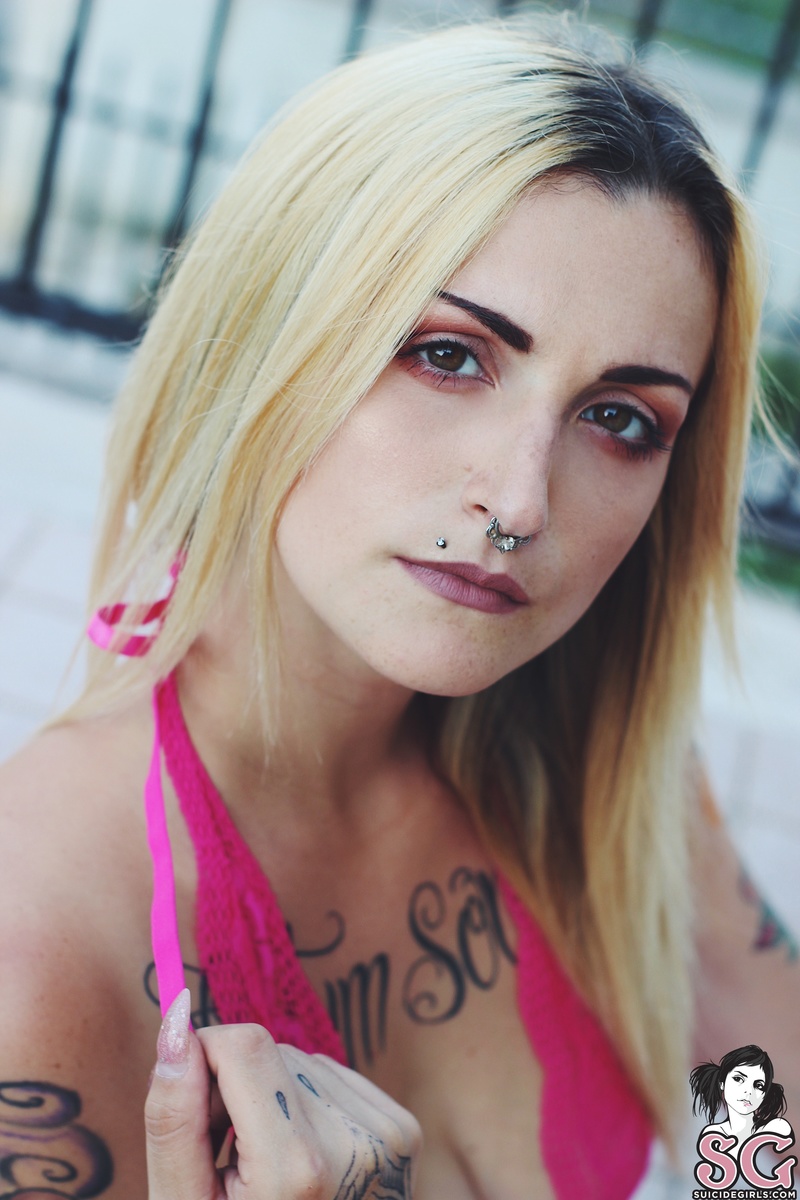 medusablonde-inyourneighborhood-23.jpg