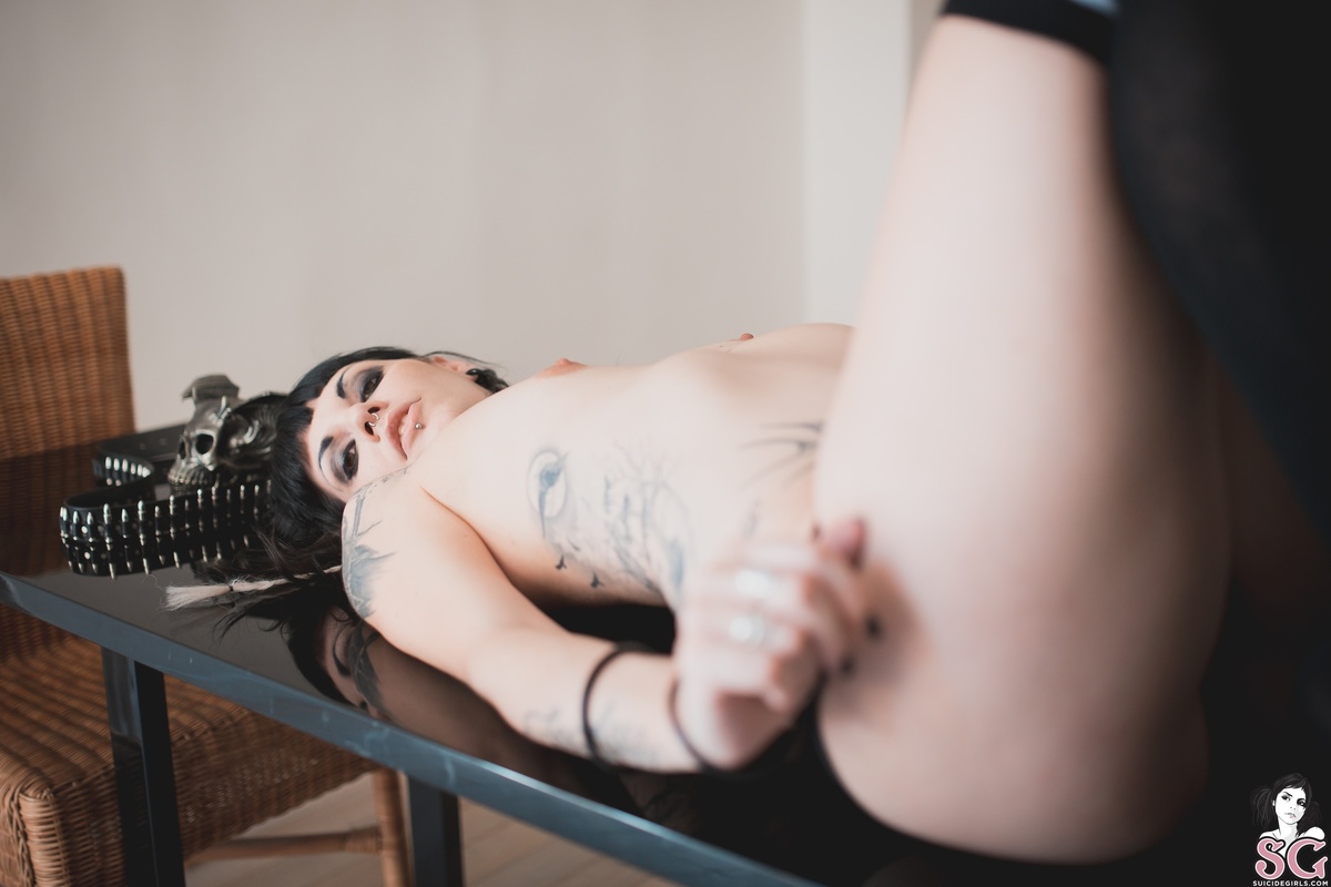 isablack-theskullslover-29.jpg