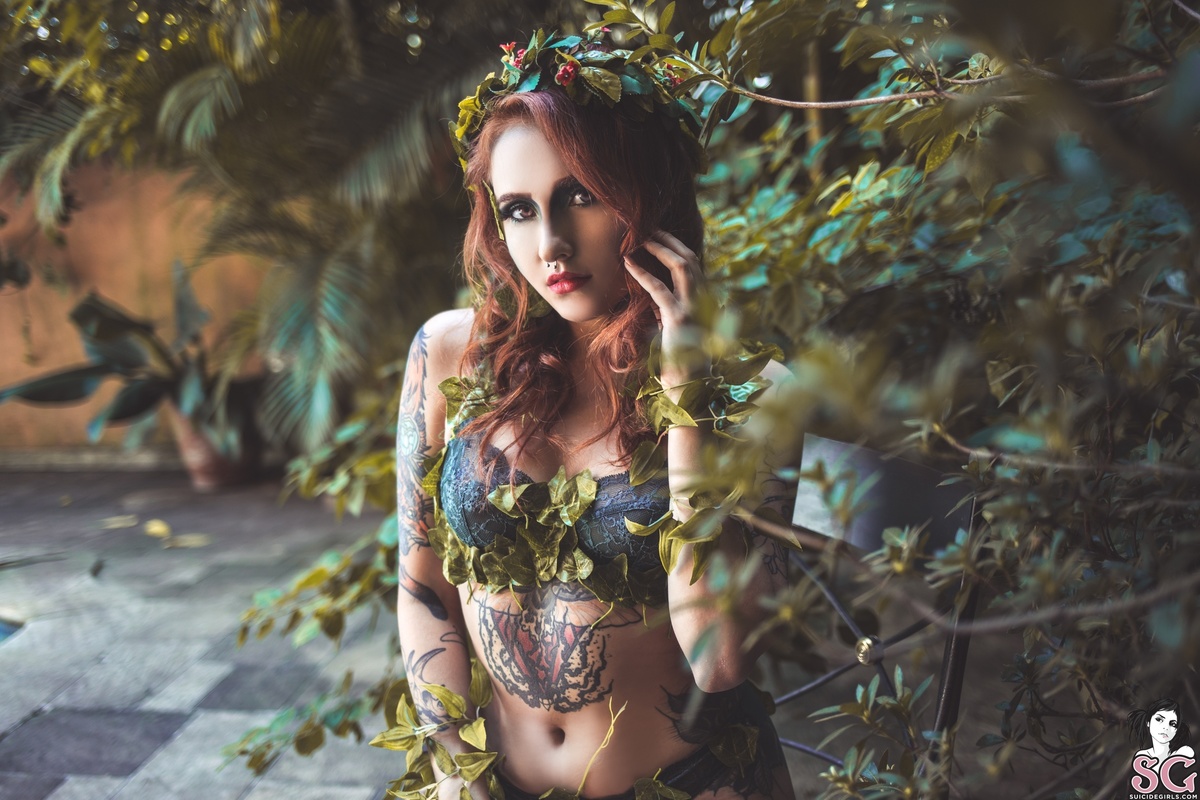maripedrazzi-lovepoison-01.jpg