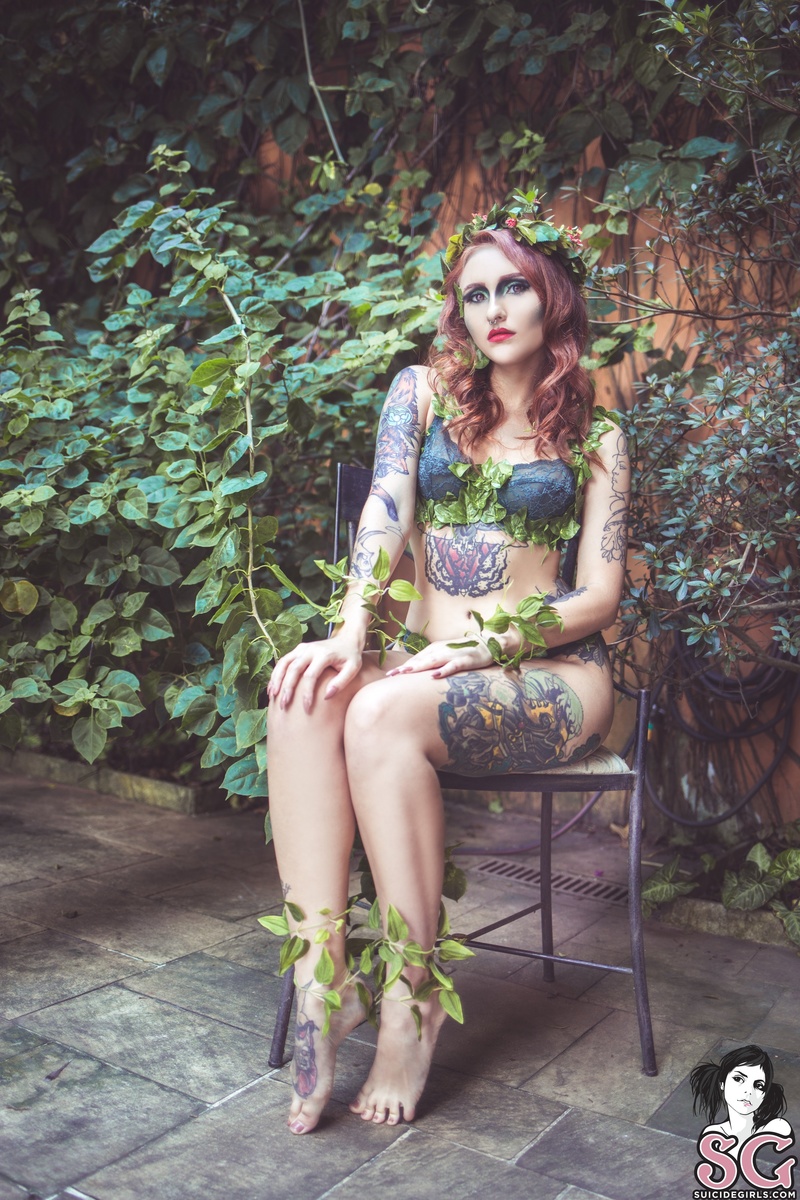 maripedrazzi-lovepoison-05.jpg