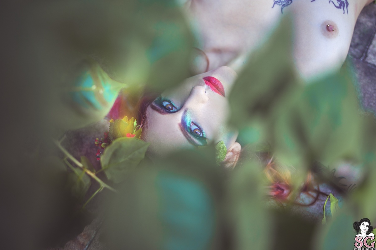 maripedrazzi-lovepoison-19.jpg