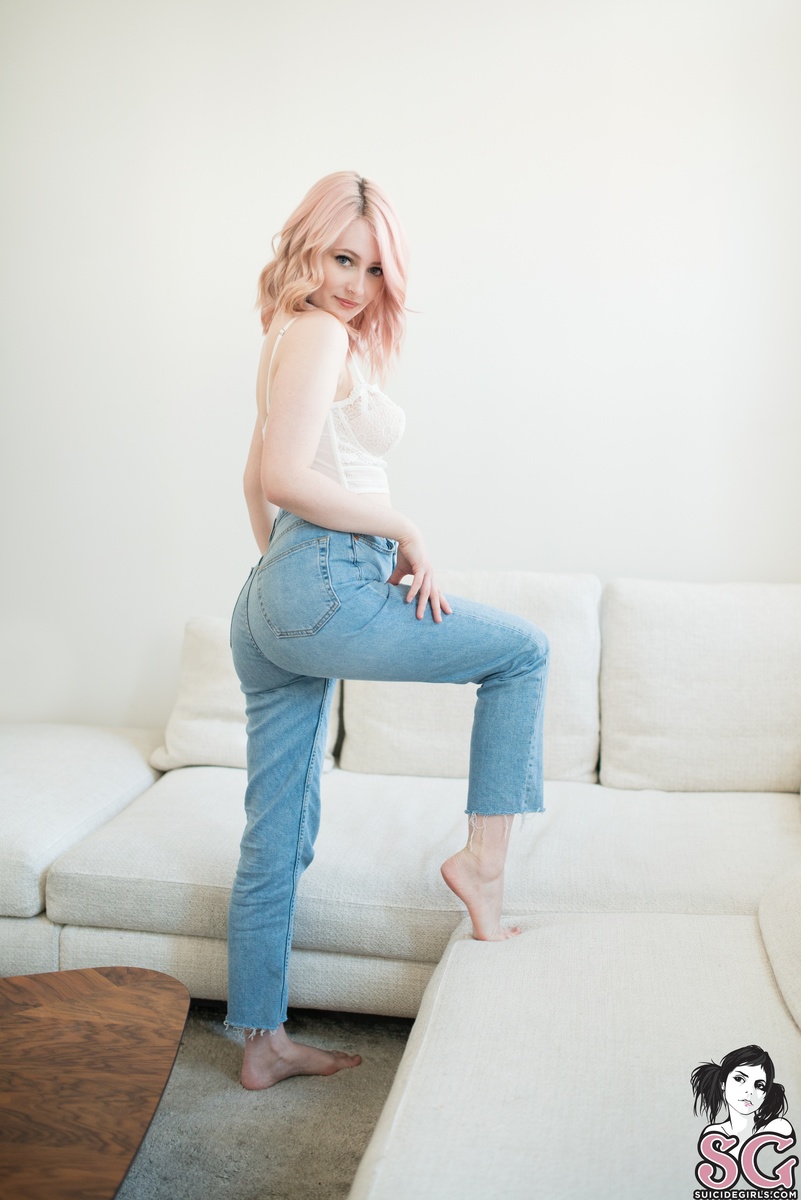 jessicalou-crush-01.jpg