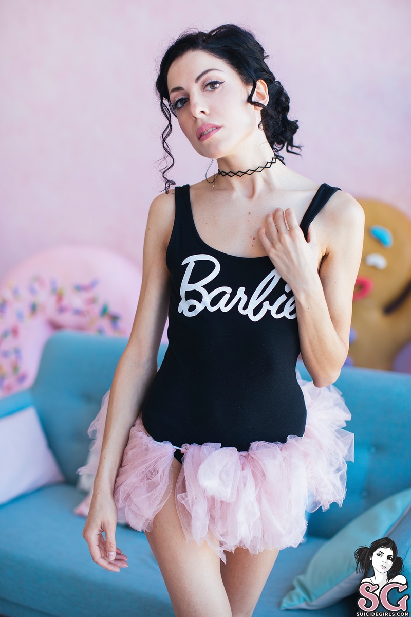 tsukiko-lickme-01.jpg