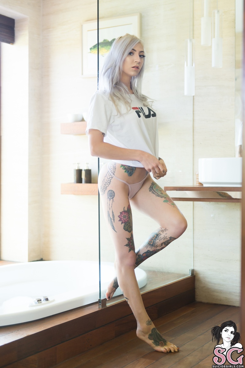 ivory-sweetpea-01.jpg