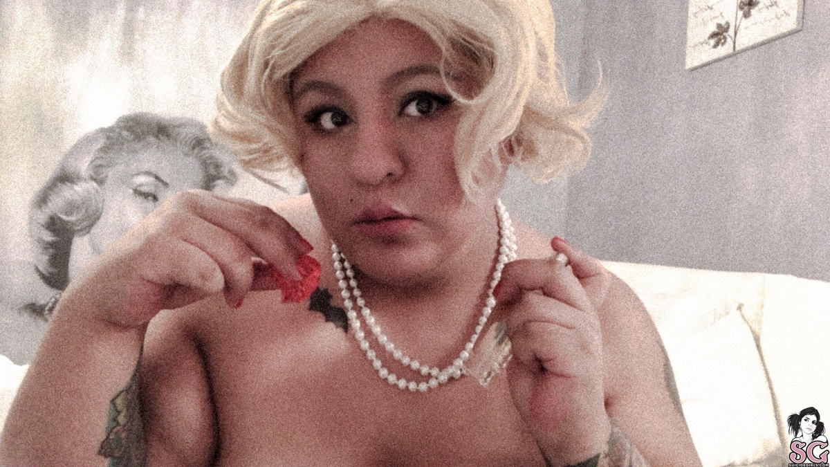 siumel-classicmarilyn-03.jpg