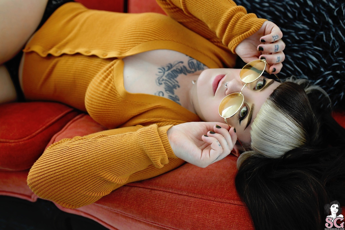 zaelii-mellowout-05.jpg