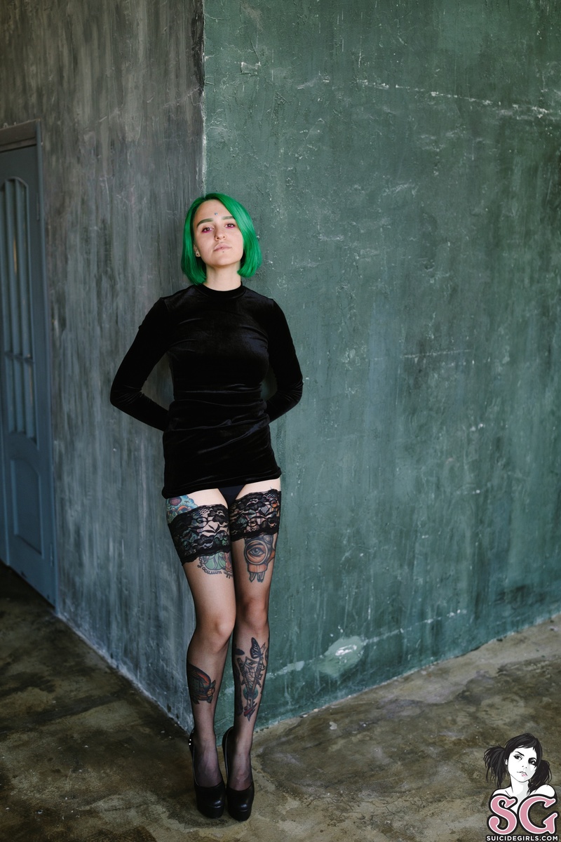 nerwen-imreadyfortonight-09.jpg