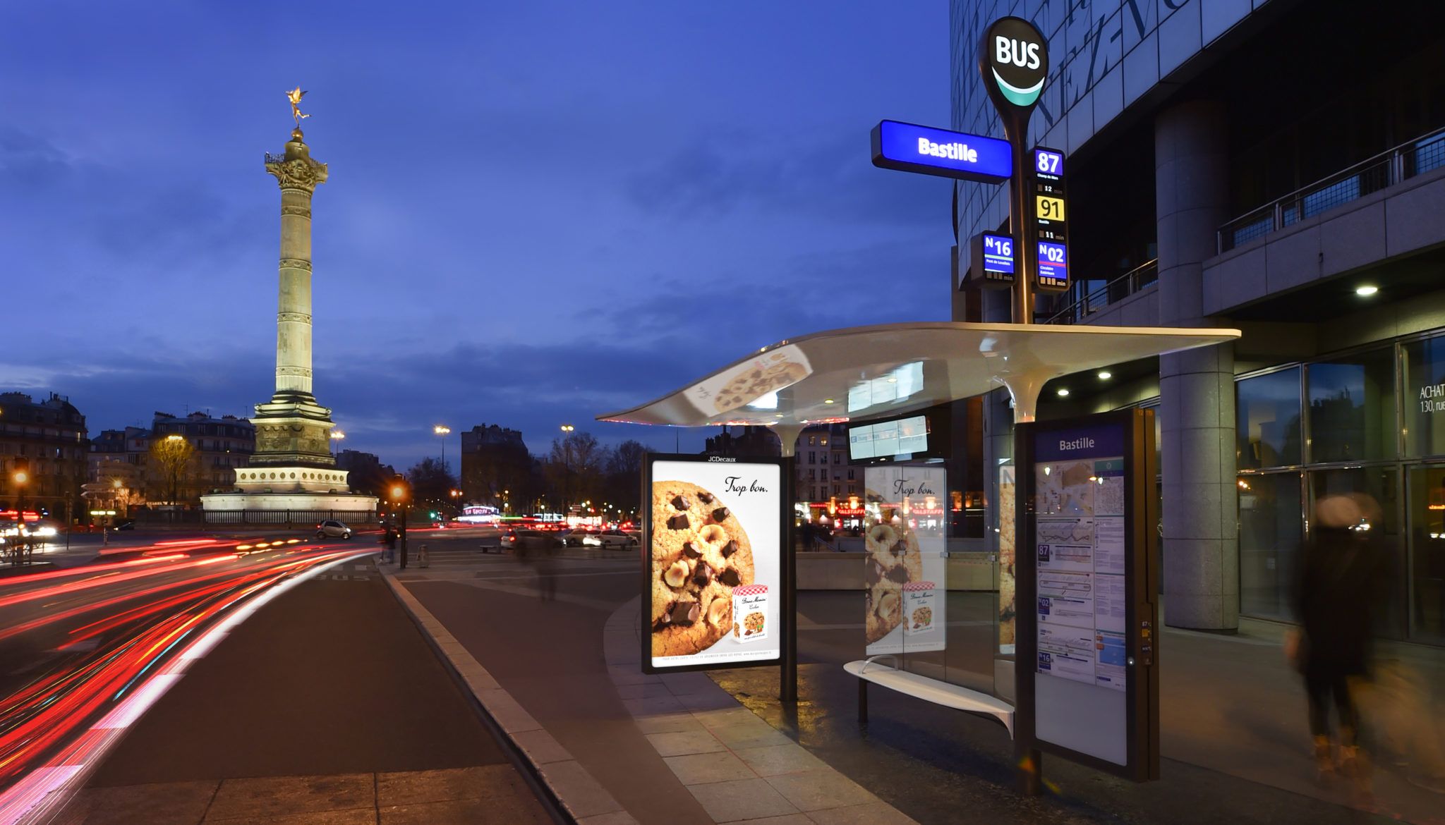 Abribus-Paris-JCDecaux.jpg