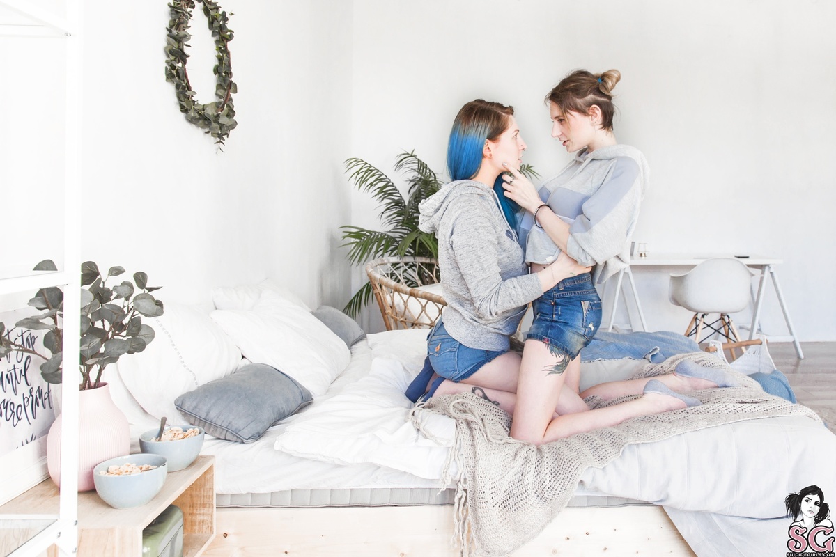 dizmay-azuremorning-05.jpg