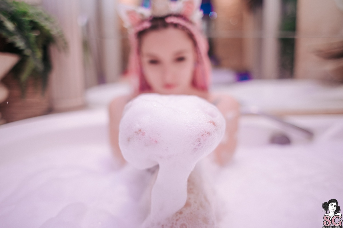 julieberry-unicornbath-31.jpg