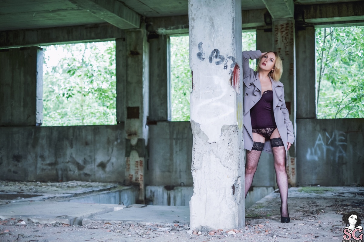 scarletjam-rememberinggilliananderson-05.jpg