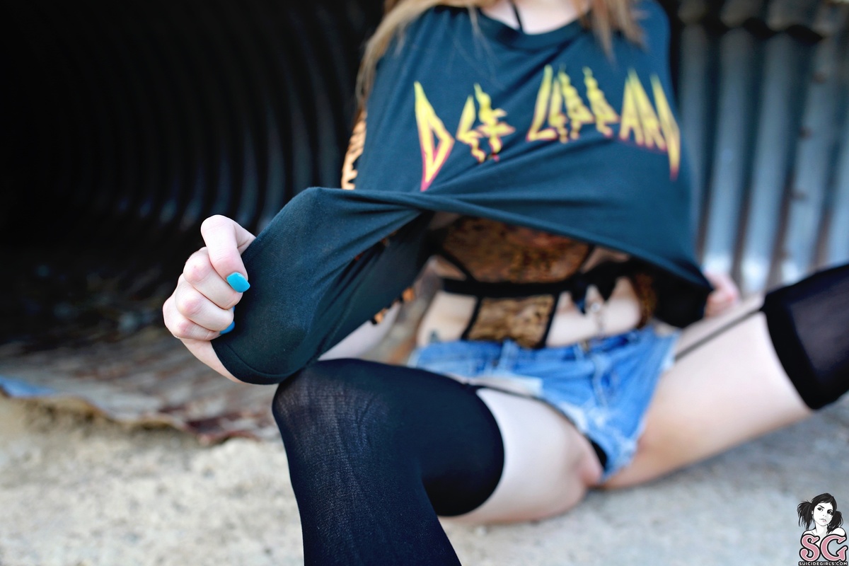 xstarr-girlgonewild-07.jpg