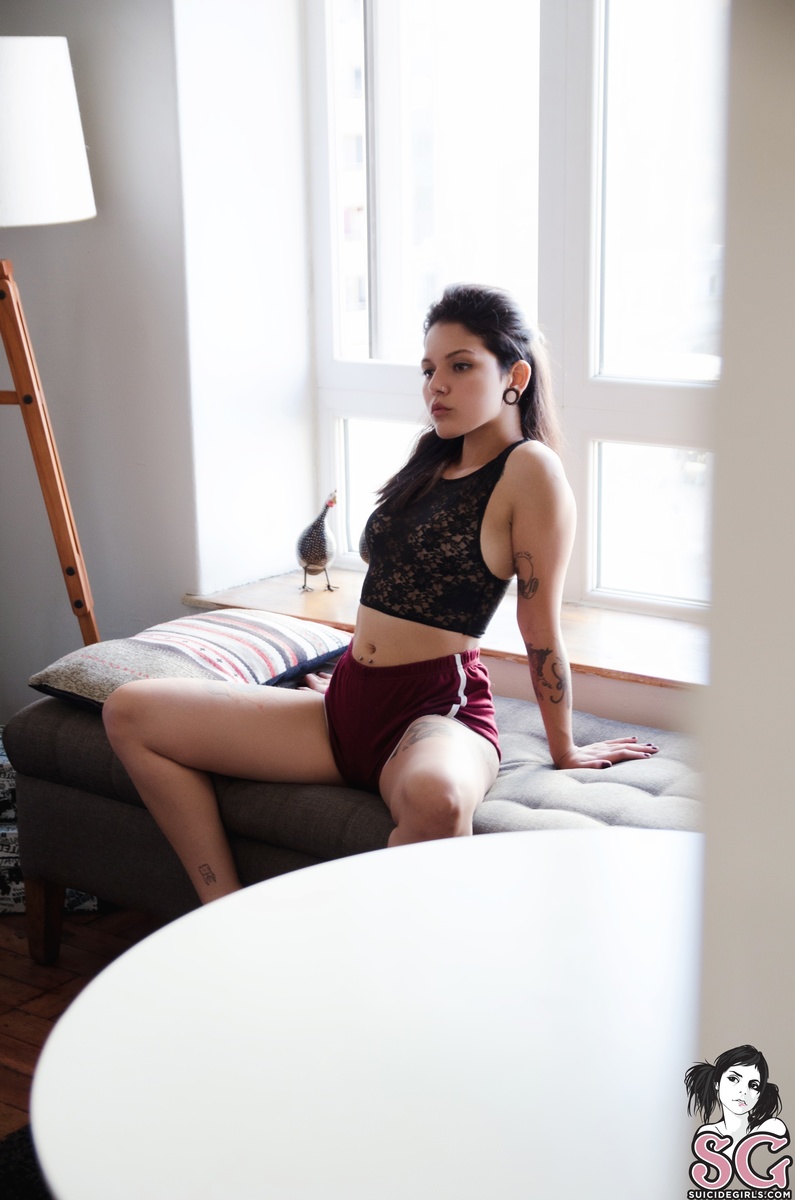 agatha-wheneverithinkofyou-01.jpg
