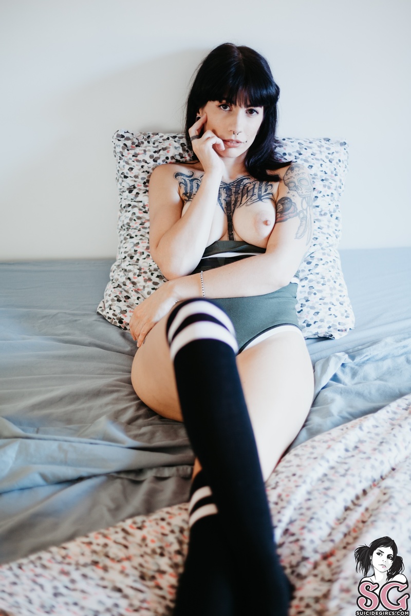 lysanxia-cometobedwithme-31.jpg