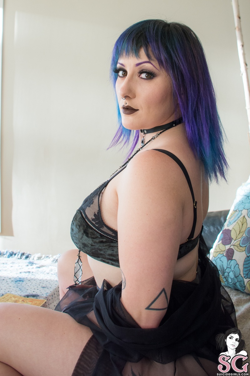 knox-tarottemptress-07.jpg