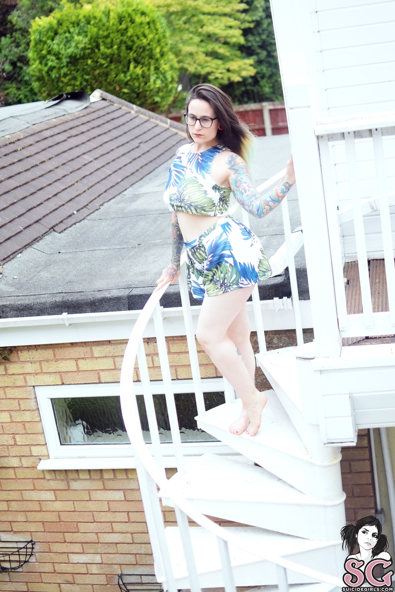 elizabethhunny-balcony-09.jpg