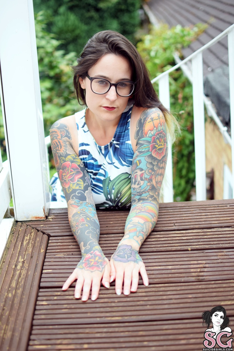 elizabethhunny-balcony-13.jpg