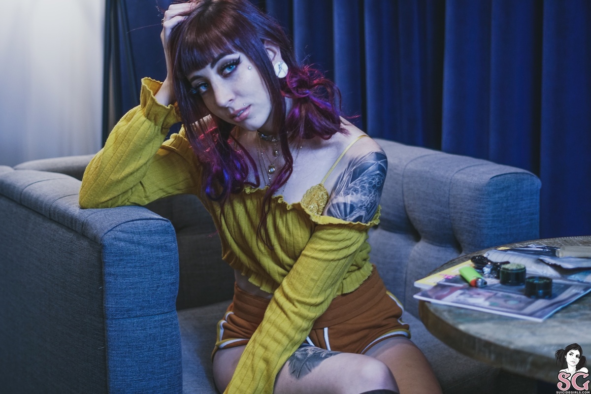 tragicsuicide-bluedream-03.jpg