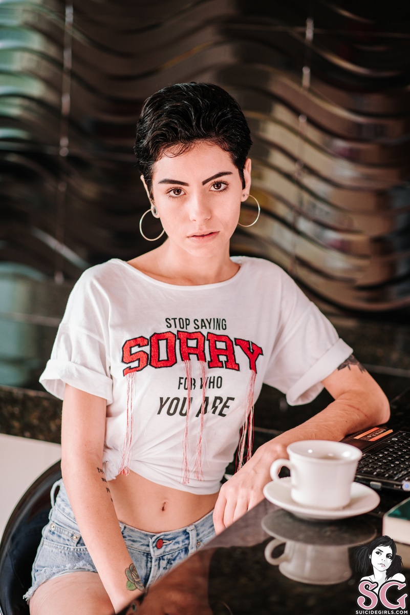 eduardaaguiar-drinkcoffeewithme-03.jpg
