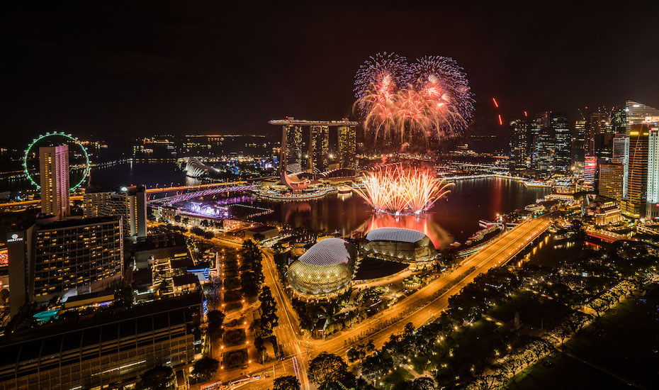 MBSC2017_Fireworks1_Courtesy-of-Esplanade--Theatres-on-the-Bay-Wesley...1.jpg