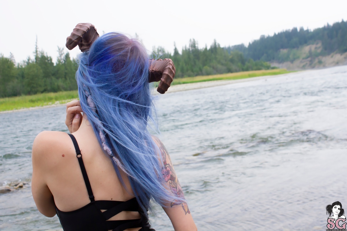 cecekitten-rivergoddess-19.jpg