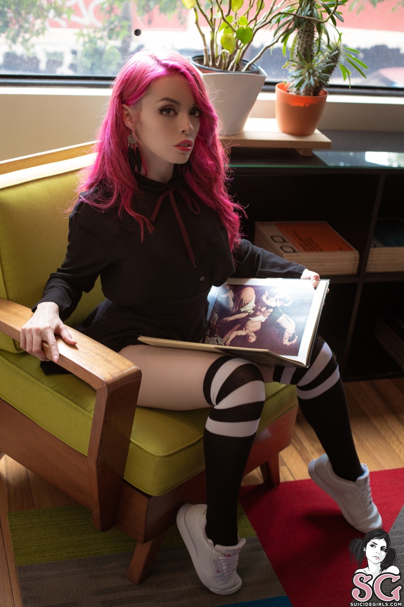 itzeljude-amorevincitore-01.jpg