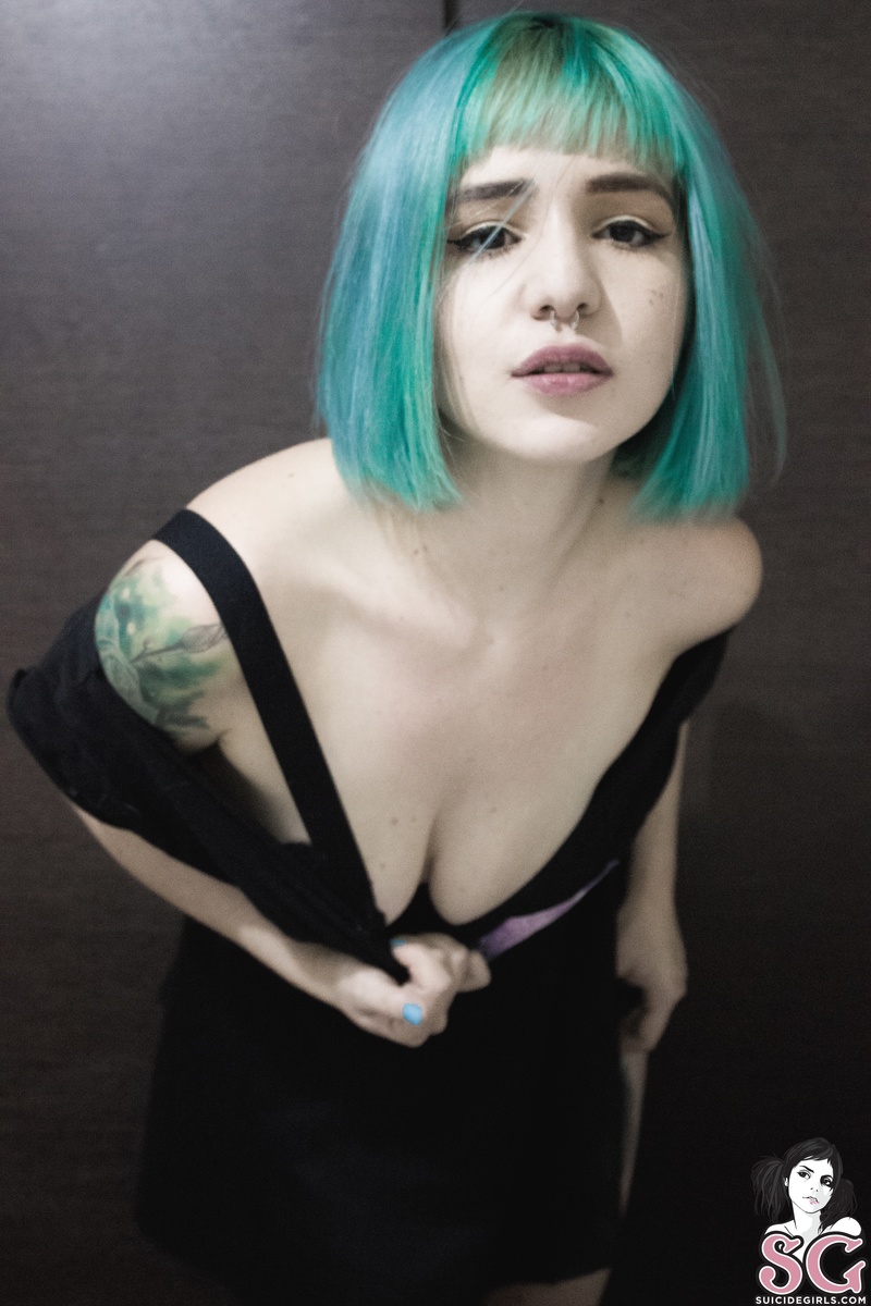 celesterose-almostblue-11.jpg
