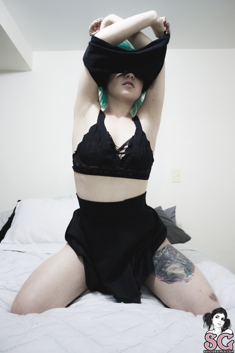 celesterose-almostblue-13.jpg