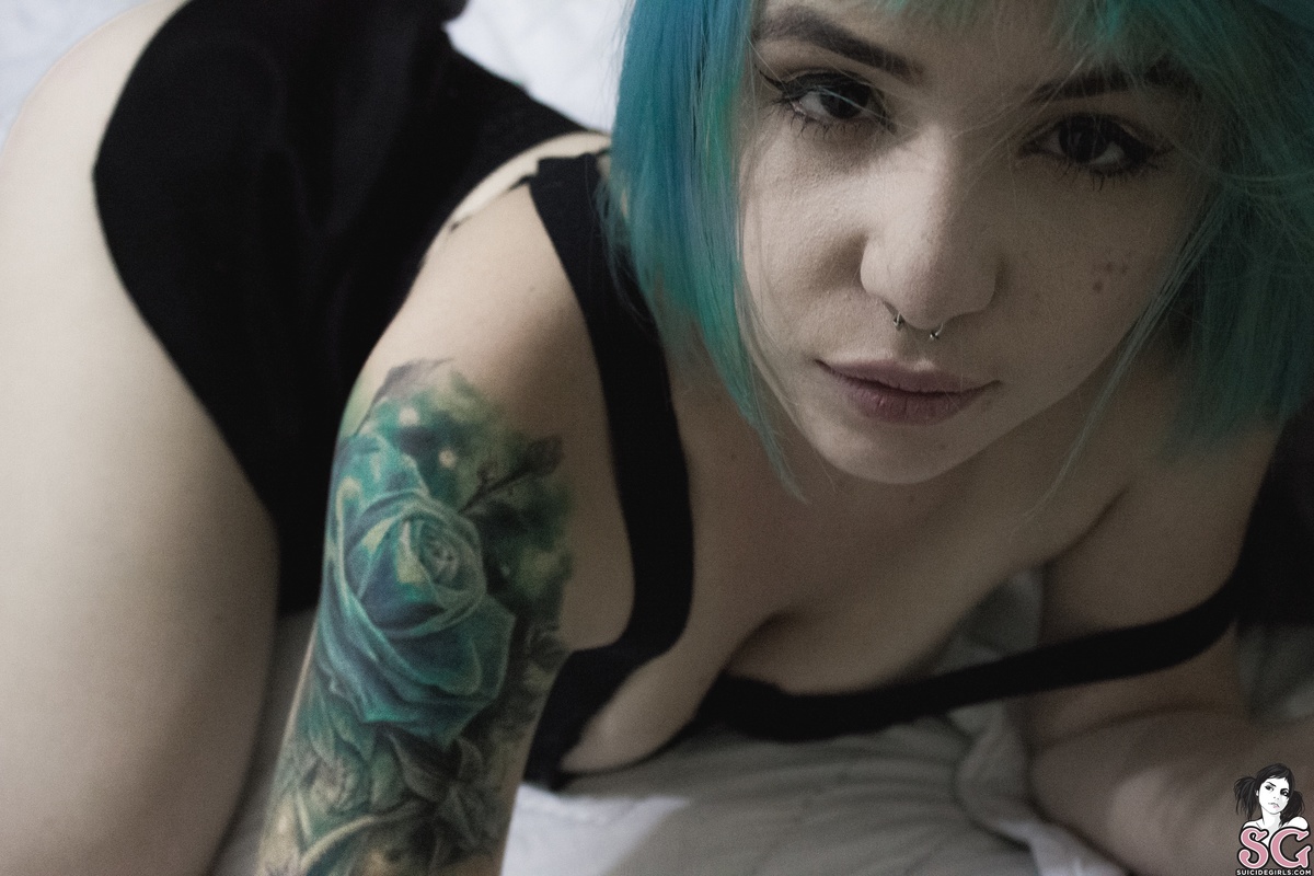 celesterose-almostblue-17.jpg