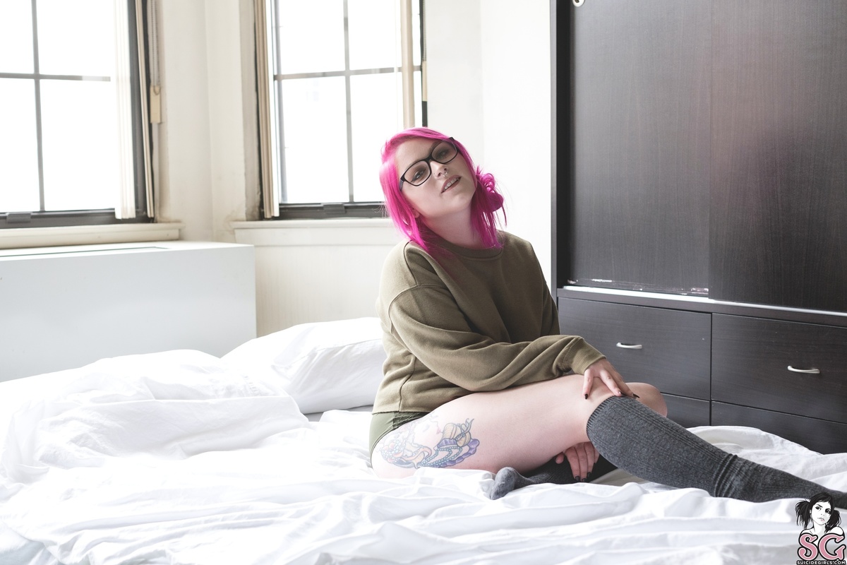 enigmasuicide-sweetieyouhadme-01.jpg