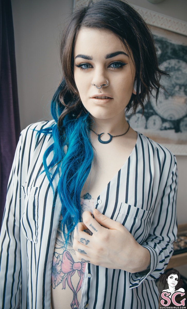 sarahmoon-roamtheroom-01.jpg