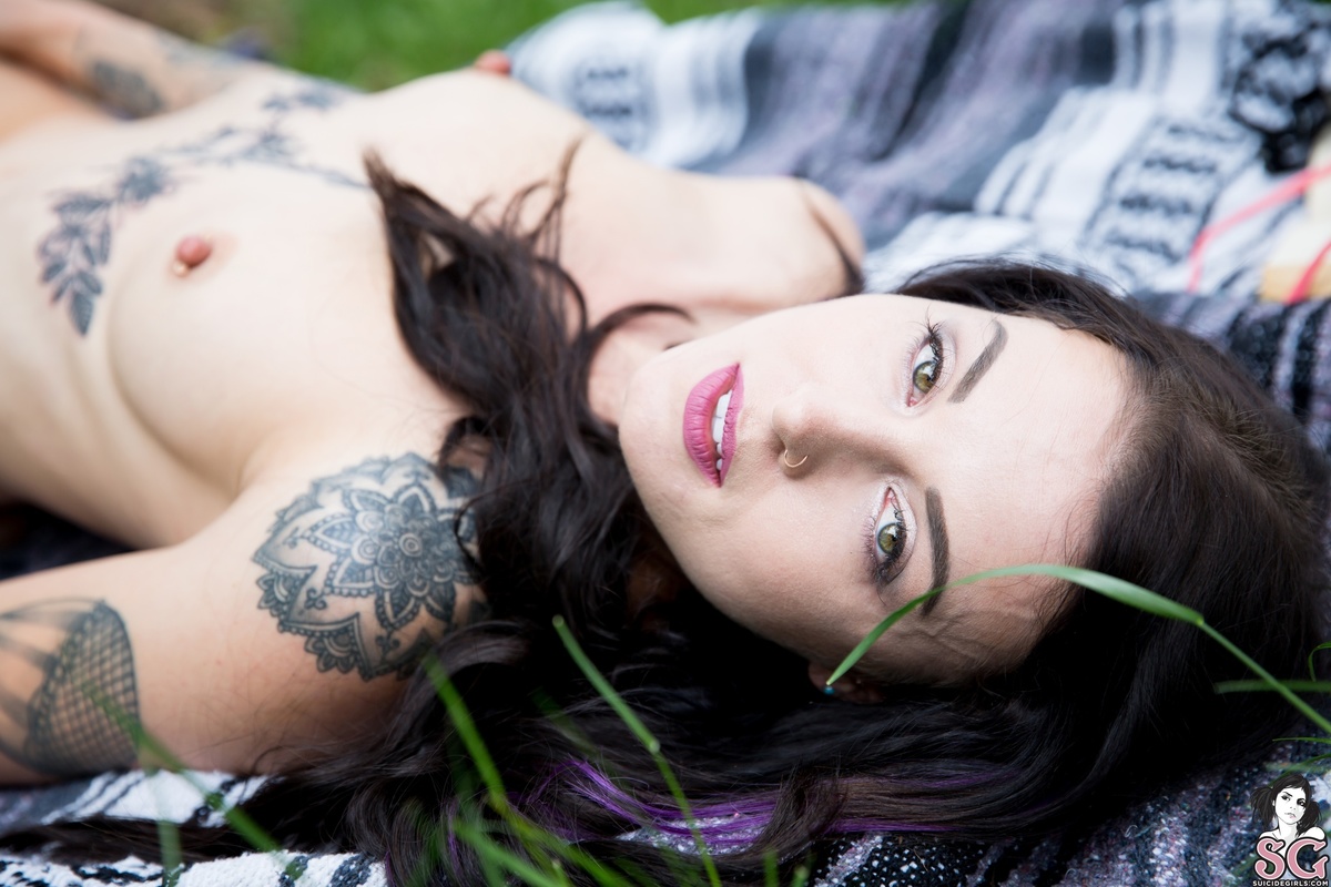 mariselle-sweaterweather-31.jpg