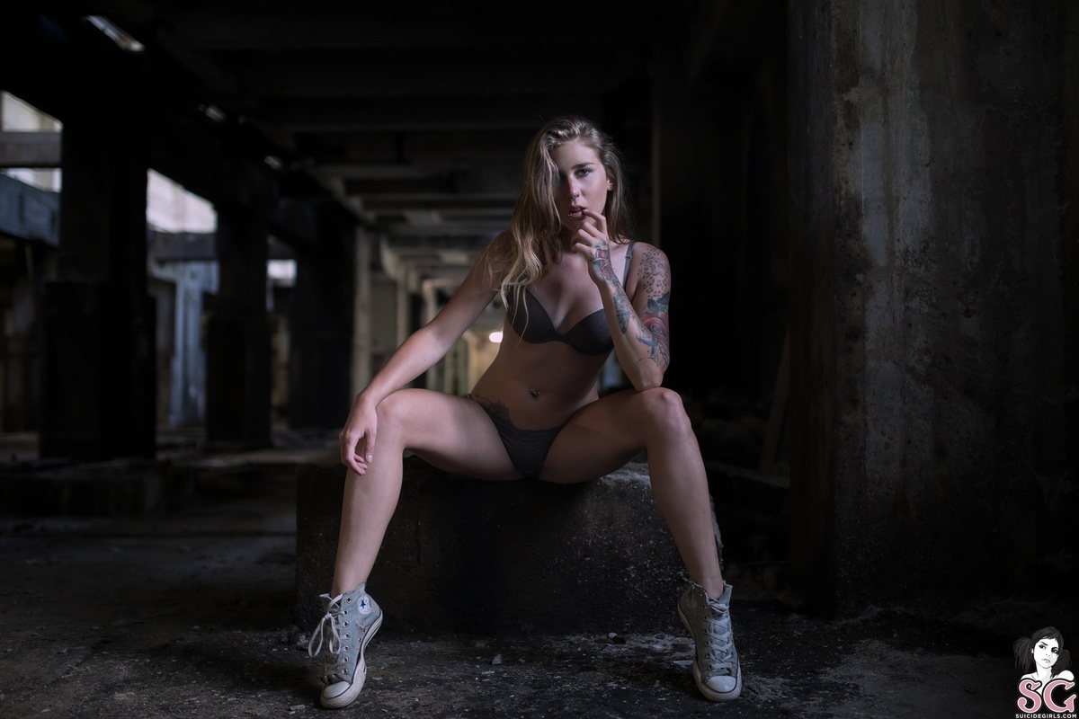 lizzbert-oldfactory-13.jpg