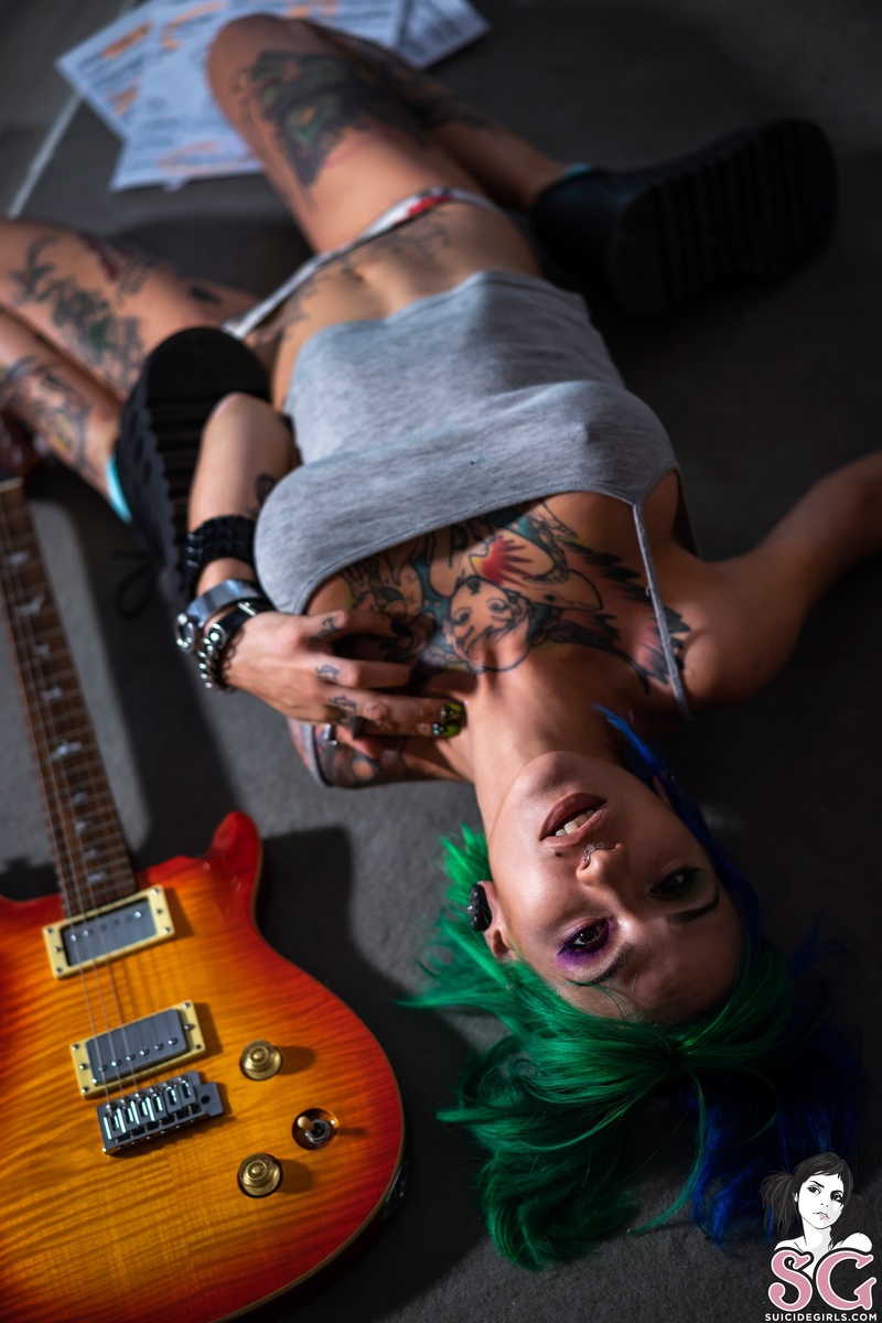 kaboommunster-stillrocking-13.jpg