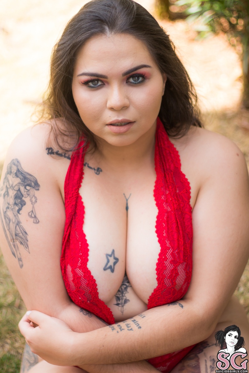 babu-goodgirlgonebad-19.jpg