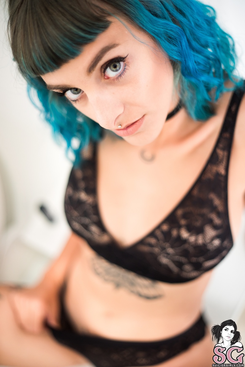 warriorpluto-deepblue-15.jpg