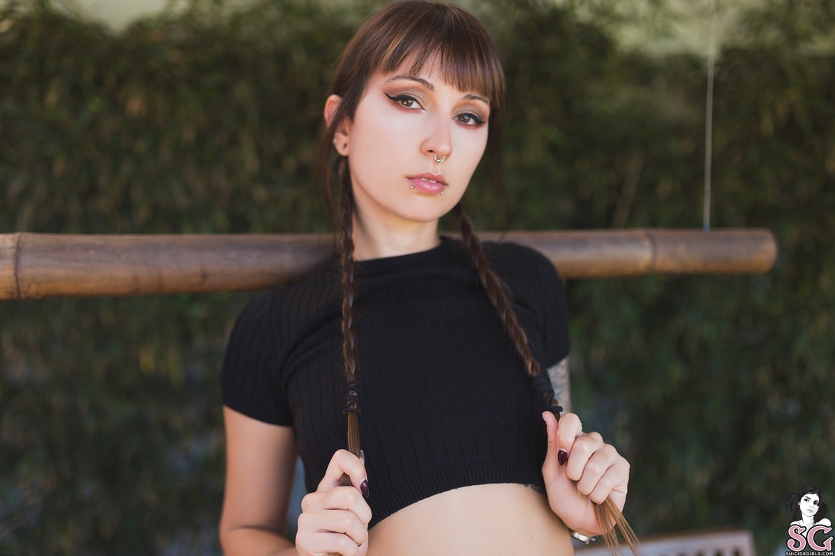 discordia-teacherspet-09.jpg