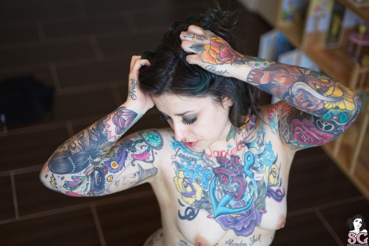 jessacat-lookslikebarbiesmokelikemarley-35.jpg