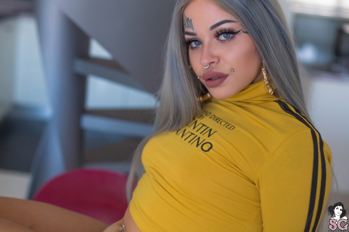 gramyce-bangbangmybabyshotmedown-01.jpg