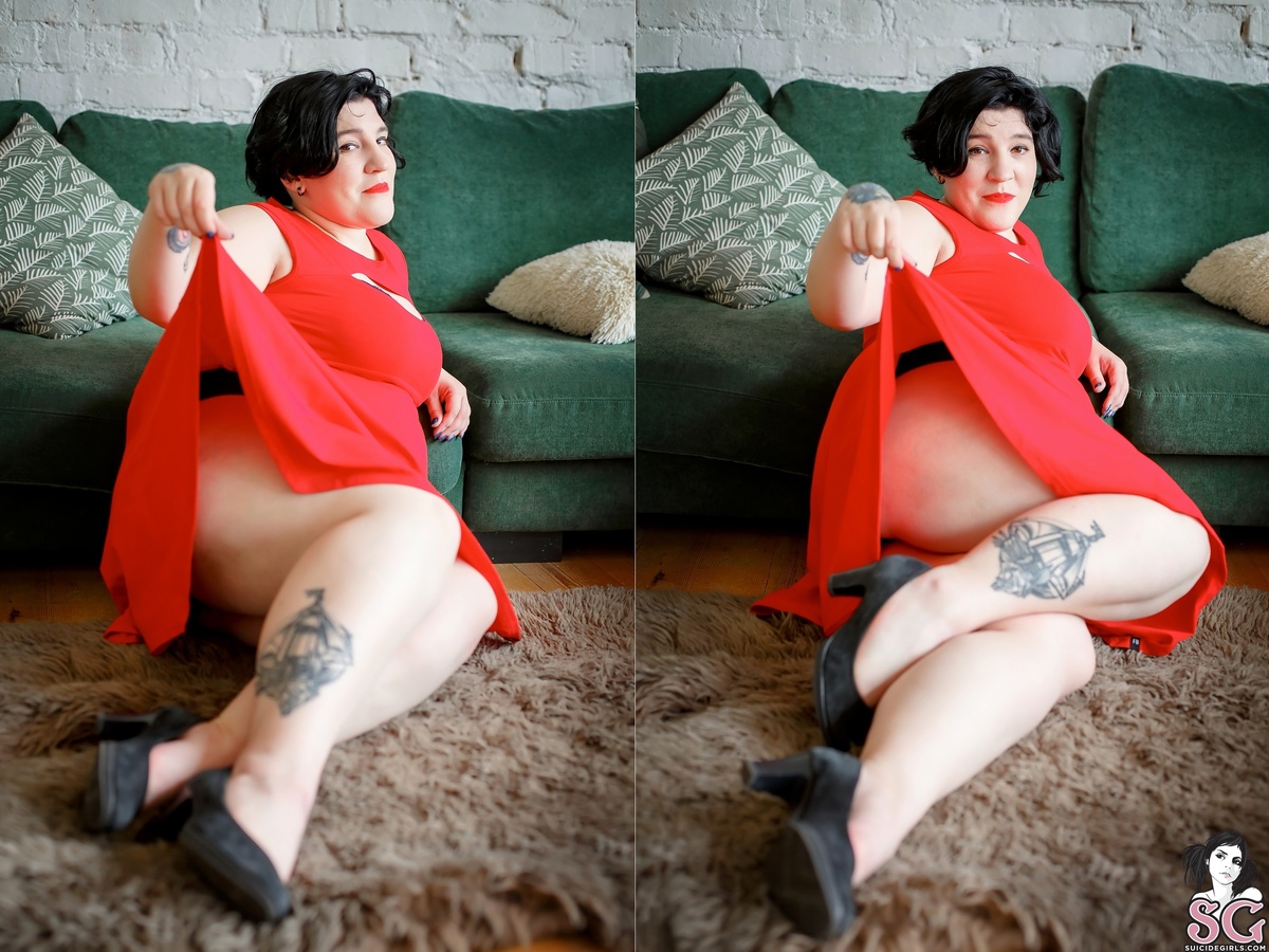 loryzeitgeist-pinupinstpete-03.jpg
