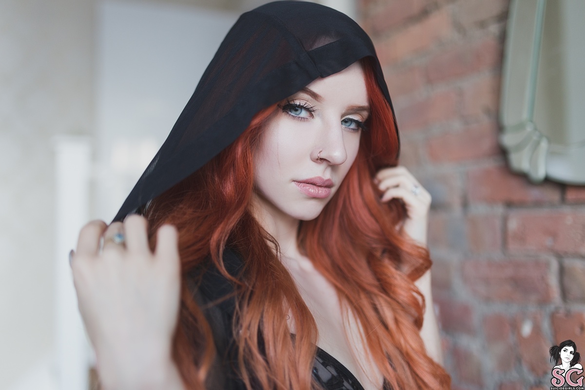 rouge-redjasper-05.jpg