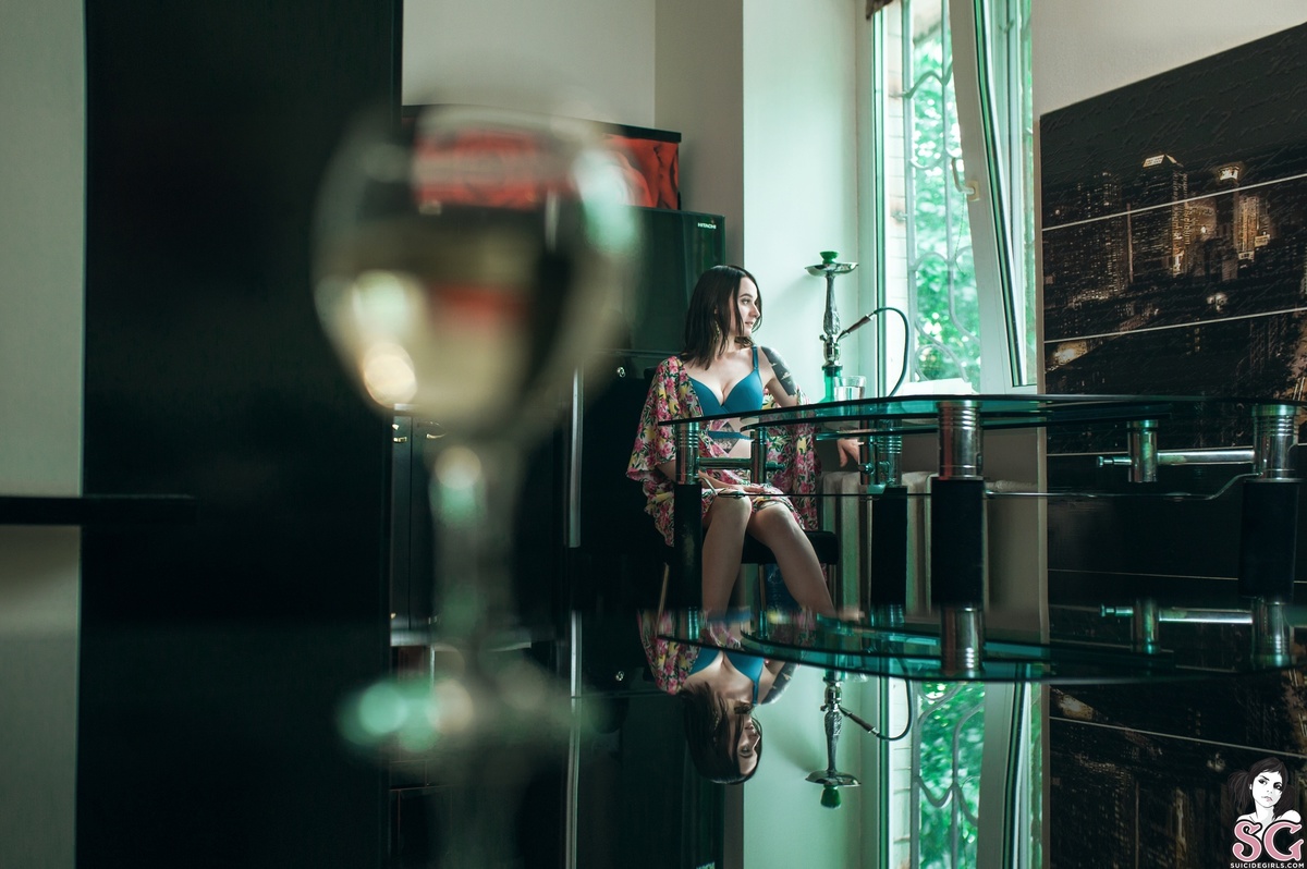 sova-infrontofme-01.jpg