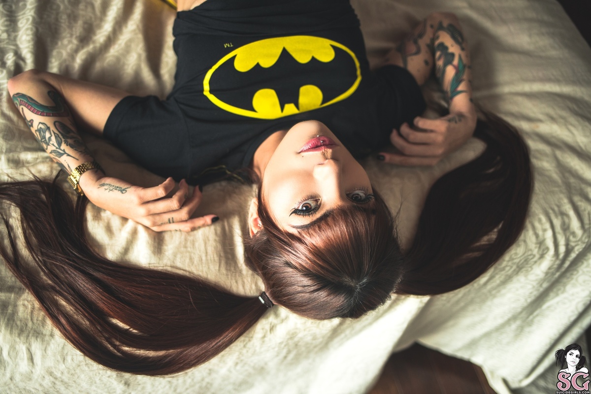 pher-meetmeinthebatcave-11.jpg