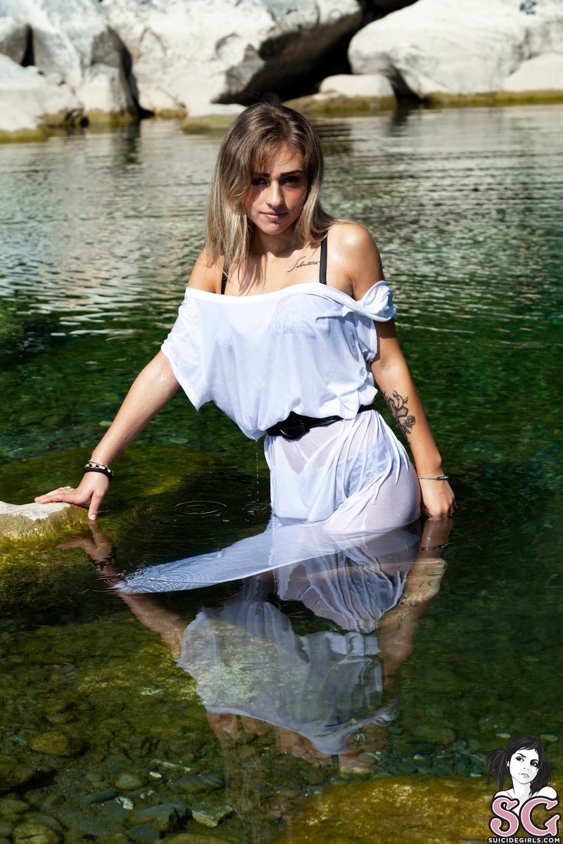 clarus-intothewild-03.jpg
