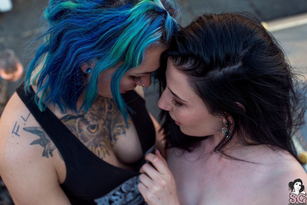 rowyn-rooftopromance-09.jpg
