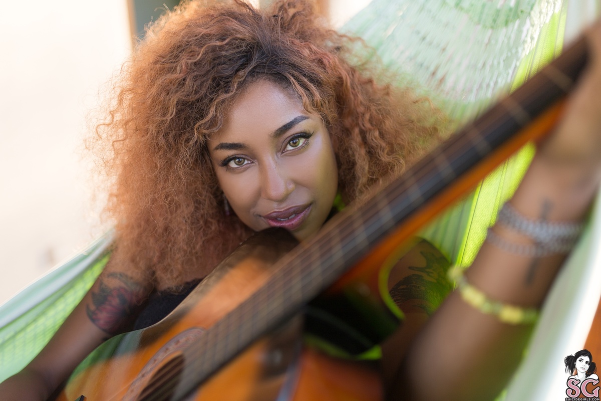 milloux-threechords-03.jpg