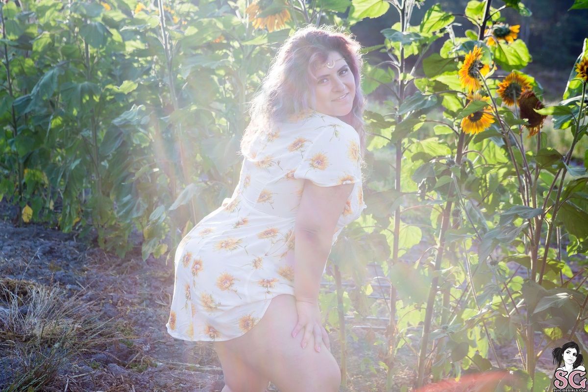 jeweliet-sunflowersunrise-03.jpg
