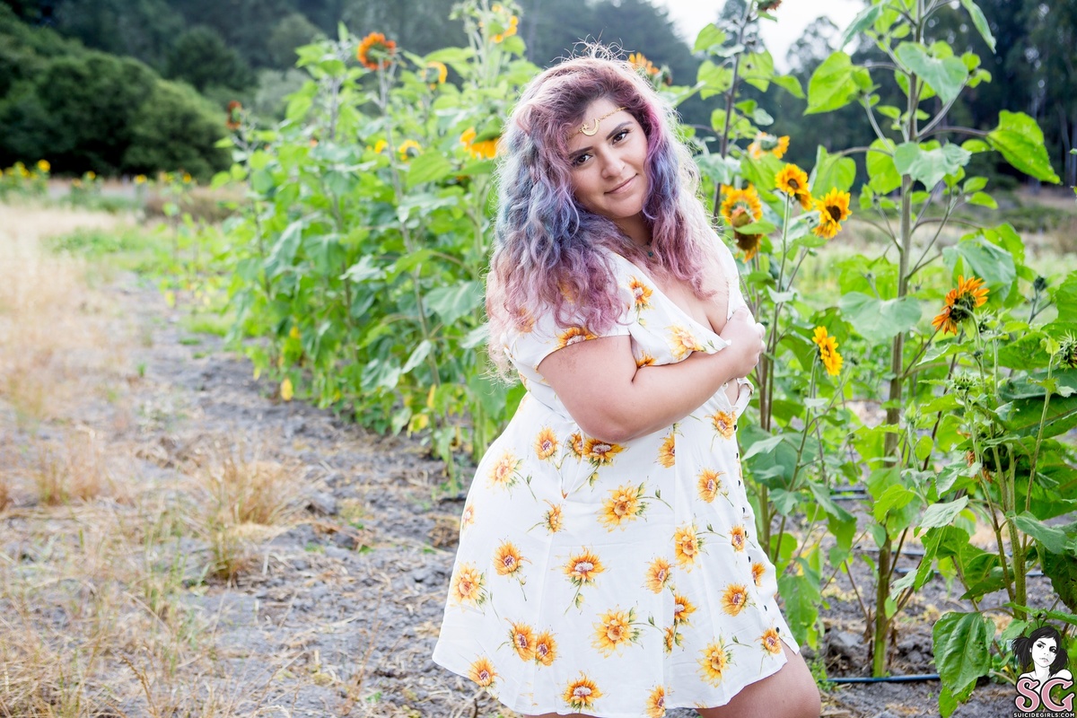 jeweliet-sunflowersunrise-11.jpg